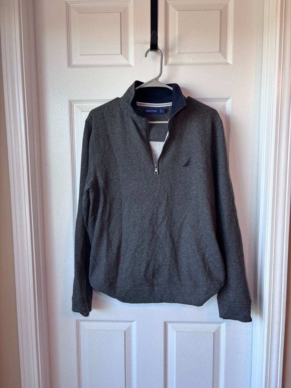 Nautica Men’s Small Gray Quarter Zip Pullover Navy Collar Logo